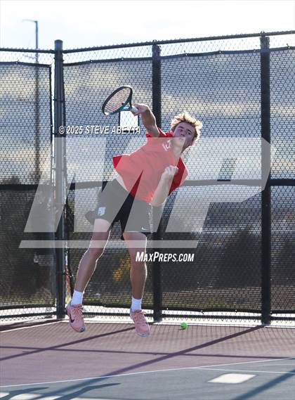 Thumbnail 3 in Fossil Ridge @ Regis Jesuit (CHSAA 5A Boys Dual Team Semifinals) photogallery.