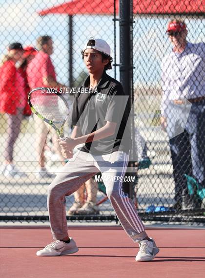 Thumbnail 2 in Fossil Ridge @ Regis Jesuit (CHSAA 5A Boys Dual Team Semifinals) photogallery.