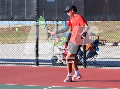 Thumbnail 3 in Fossil Ridge @ Regis Jesuit (CHSAA 5A Boys Dual Team Semifinals) photogallery.