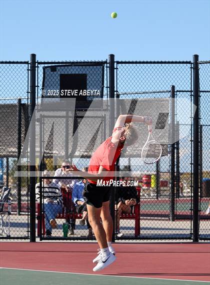 Thumbnail 2 in Fossil Ridge @ Regis Jesuit (CHSAA 5A Boys Dual Team Semifinals) photogallery.