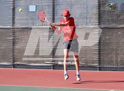 Thumbnail 3 in Fossil Ridge @ Regis Jesuit (CHSAA 5A Boys Dual Team Semifinals) photogallery.