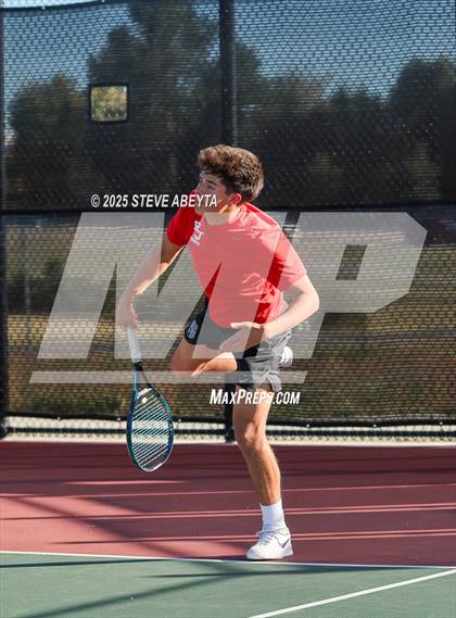 Thumbnail 3 in Fossil Ridge @ Regis Jesuit (CHSAA 5A Boys Dual Team Semifinals) photogallery.