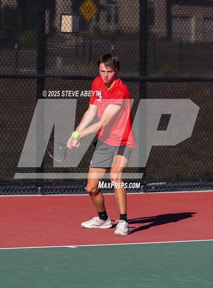 Thumbnail 3 in Fossil Ridge @ Regis Jesuit (CHSAA 5A Boys Dual Team Semifinals) photogallery.