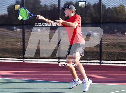 Thumbnail 2 in Fossil Ridge @ Regis Jesuit (CHSAA 5A Boys Dual Team Semifinals) photogallery.