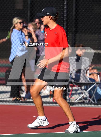 Thumbnail 3 in Fossil Ridge @ Regis Jesuit (CHSAA 5A Boys Dual Team Semifinals) photogallery.