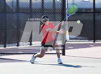 Thumbnail 1 in Fossil Ridge @ Regis Jesuit (CHSAA 5A Boys Dual Team Semifinals) photogallery.