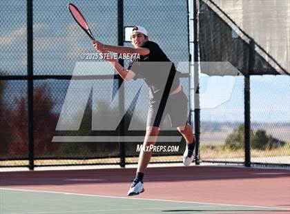 Thumbnail 1 in Fossil Ridge @ Regis Jesuit (CHSAA 5A Boys Dual Team Semifinals) photogallery.