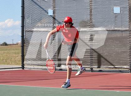 Thumbnail 2 in Fossil Ridge @ Regis Jesuit (CHSAA 5A Boys Dual Team Semifinals) photogallery.