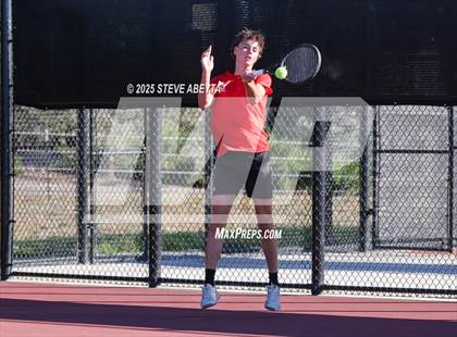 Thumbnail 3 in Fossil Ridge @ Regis Jesuit (CHSAA 5A Boys Dual Team Semifinals) photogallery.