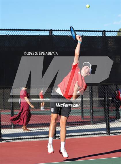 Thumbnail 3 in Fossil Ridge @ Regis Jesuit (CHSAA 5A Boys Dual Team Semifinals) photogallery.