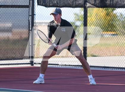 Thumbnail 2 in Fossil Ridge @ Regis Jesuit (CHSAA 5A Boys Dual Team Semifinals) photogallery.
