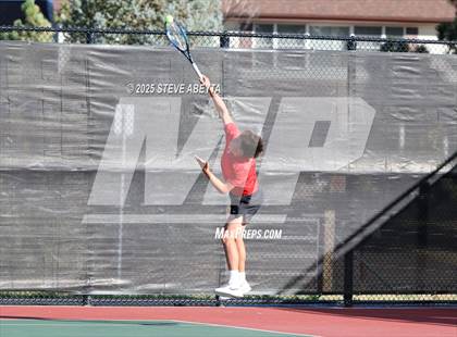 Thumbnail 1 in Fossil Ridge @ Regis Jesuit (CHSAA 5A Boys Dual Team Semifinals) photogallery.