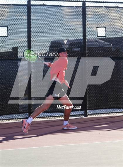 Thumbnail 3 in Fossil Ridge @ Regis Jesuit (CHSAA 5A Boys Dual Team Semifinals) photogallery.