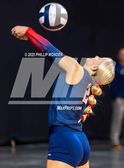 Thumbnail 2 in Elkhorn South vs Millard South (NSAA Class A Quarterfinal) photogallery.