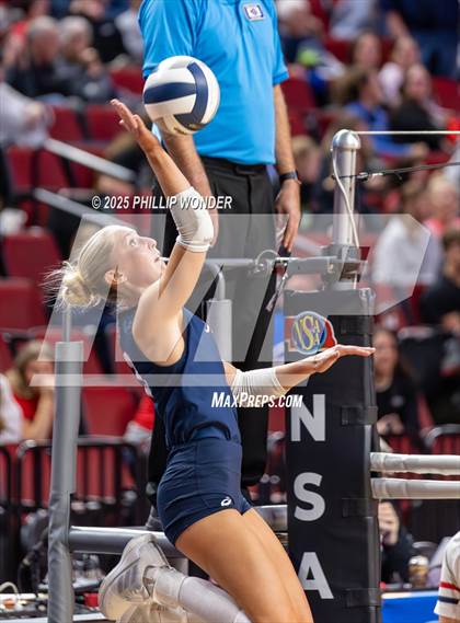 Thumbnail 1 in Elkhorn South vs Millard South (NSAA Class A Quarterfinal) photogallery.