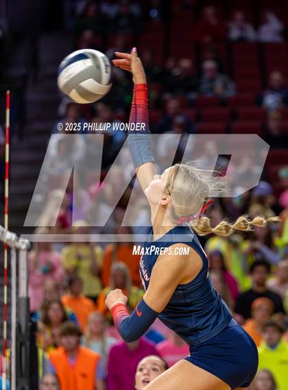 Thumbnail 1 in Elkhorn South vs Millard South (NSAA Class A Quarterfinal) photogallery.