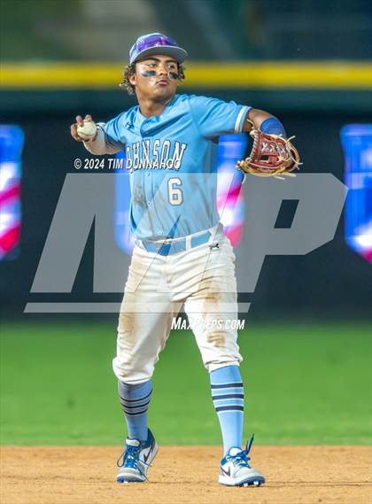 Thumbnail 2 in Tomball vs. Johnson (UIL 6A Baseball Semifinal) photogallery.