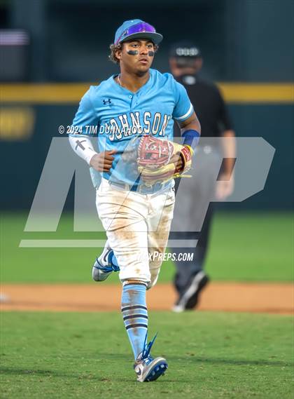 Thumbnail 2 in Tomball vs. Johnson (UIL 6A Baseball Semifinal) photogallery.