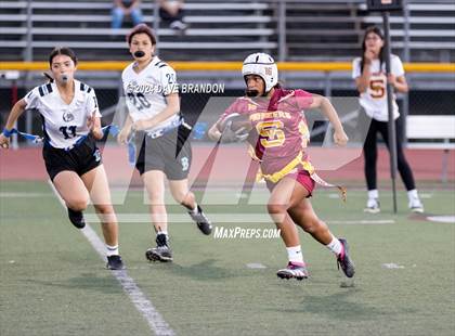 Thumbnail 2 in Buena @ Simi Valley photogallery.