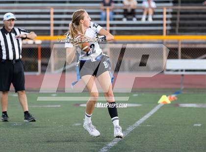 Thumbnail 1 in Buena @ Simi Valley photogallery.