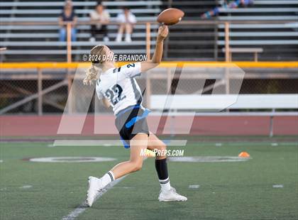 Thumbnail 2 in Buena @ Simi Valley photogallery.