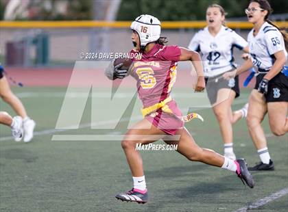 Thumbnail 1 in Buena @ Simi Valley photogallery.