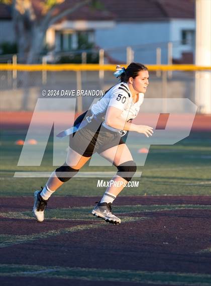 Thumbnail 1 in Buena @ Simi Valley photogallery.