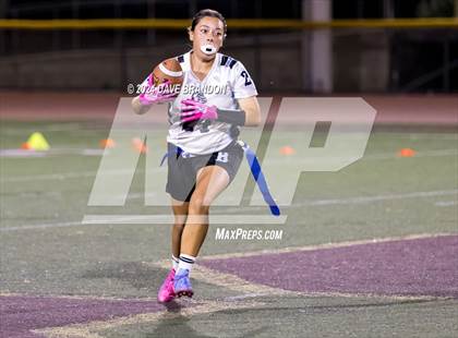 Thumbnail 2 in Buena @ Simi Valley photogallery.
