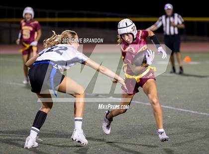 Thumbnail 2 in Buena @ Simi Valley photogallery.