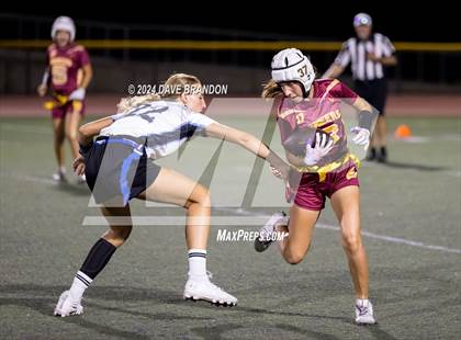 Thumbnail 3 in Buena @ Simi Valley photogallery.