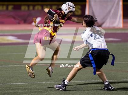 Thumbnail 1 in Buena @ Simi Valley photogallery.