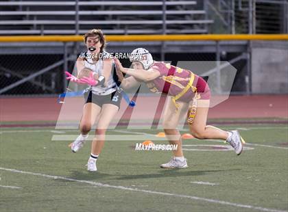 Thumbnail 2 in Buena @ Simi Valley photogallery.