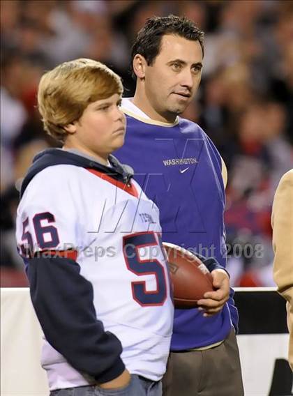 Thumbnail 1 in Tesoro vs Poly (CIF SS PAC-5 Championship) photogallery.