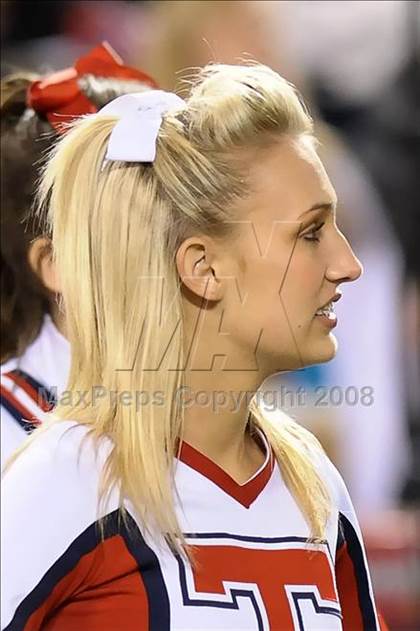 Thumbnail 2 in Tesoro vs Poly (CIF SS PAC-5 Championship) photogallery.