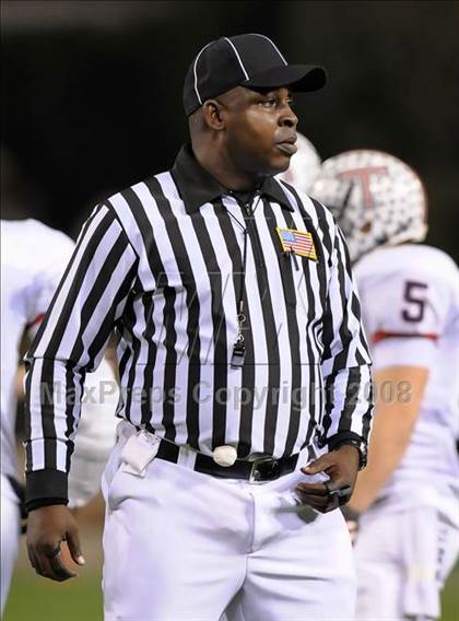 Thumbnail 1 in Tesoro vs Poly (CIF SS PAC-5 Championship) photogallery.