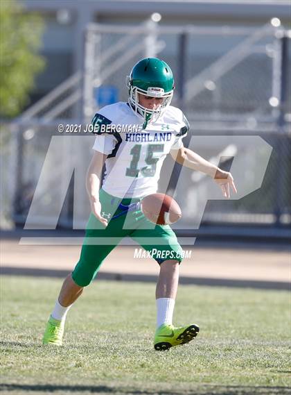 Thumbnail 2 in Highland @ East Bakersfield photogallery.