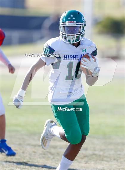 Thumbnail 3 in Highland @ East Bakersfield photogallery.