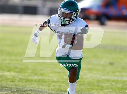 Thumbnail 3 in Highland @ East Bakersfield photogallery.