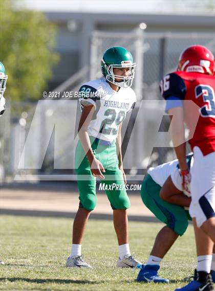 Thumbnail 3 in Highland @ East Bakersfield photogallery.
