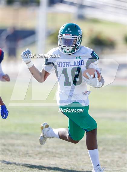 Thumbnail 1 in Highland @ East Bakersfield photogallery.
