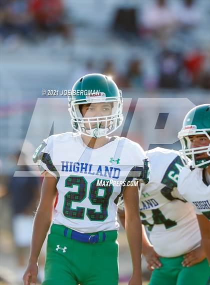 Thumbnail 1 in Highland @ East Bakersfield photogallery.