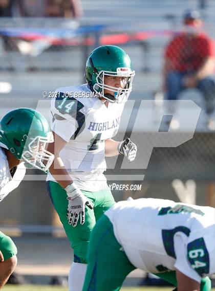 Thumbnail 3 in Highland @ East Bakersfield photogallery.