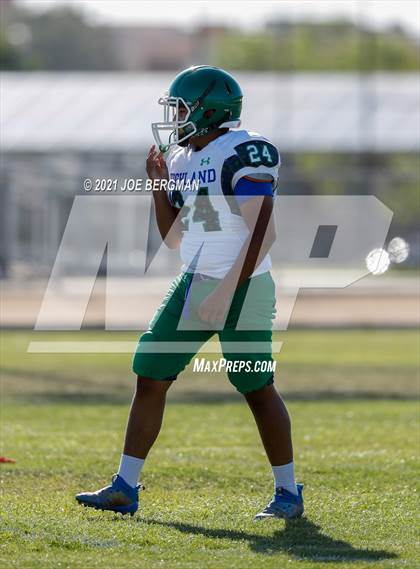 Thumbnail 3 in Highland @ East Bakersfield photogallery.