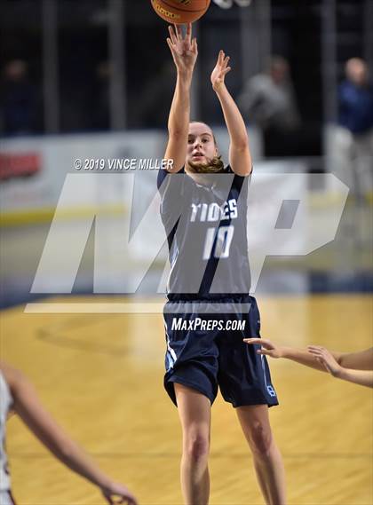Thumbnail 1 in Gig Harbor vs. White River photogallery.