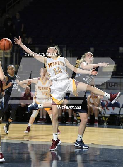 Thumbnail 2 in Gig Harbor vs. White River photogallery.