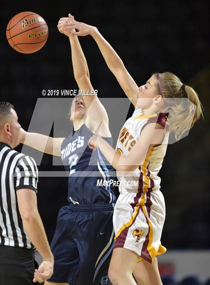 Thumbnail 2 in Gig Harbor vs. White River photogallery.