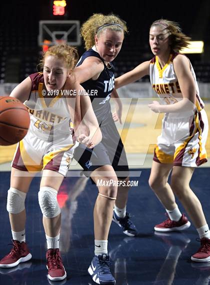 Thumbnail 3 in Gig Harbor vs. White River photogallery.