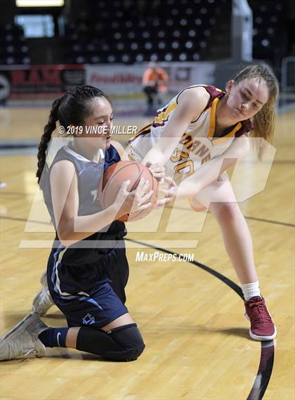 Thumbnail 3 in Gig Harbor vs. White River photogallery.