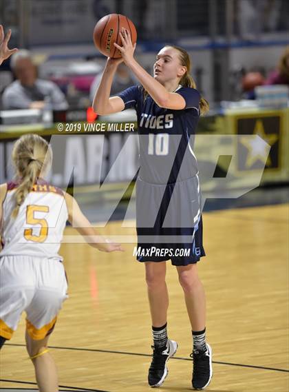 Thumbnail 3 in Gig Harbor vs. White River photogallery.