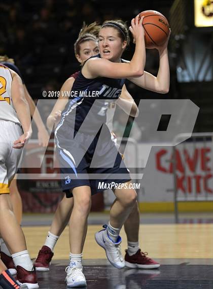 Thumbnail 2 in Gig Harbor vs. White River photogallery.
